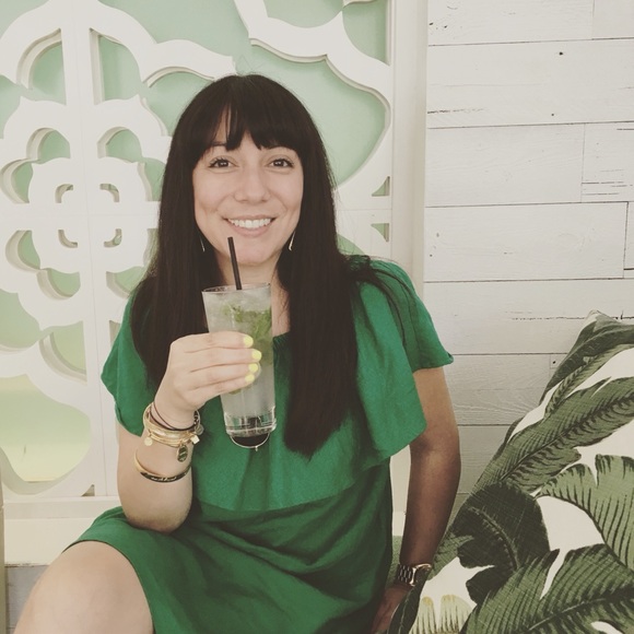 Meet your Posher, Evangeline - Picture 5 of 5